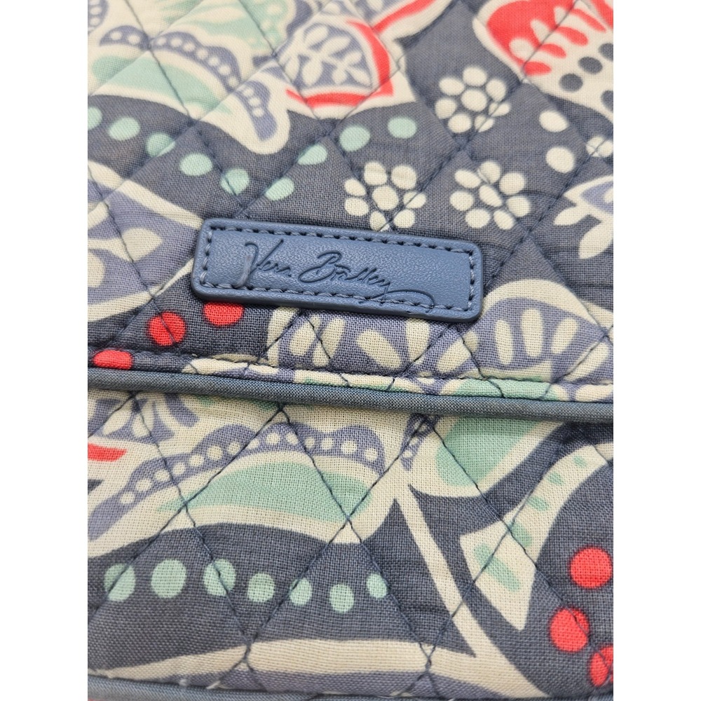 Vera Bradley Crossbody Bag Purse Quilted Floral Pattern Travel Bag - Picture 5 of 14